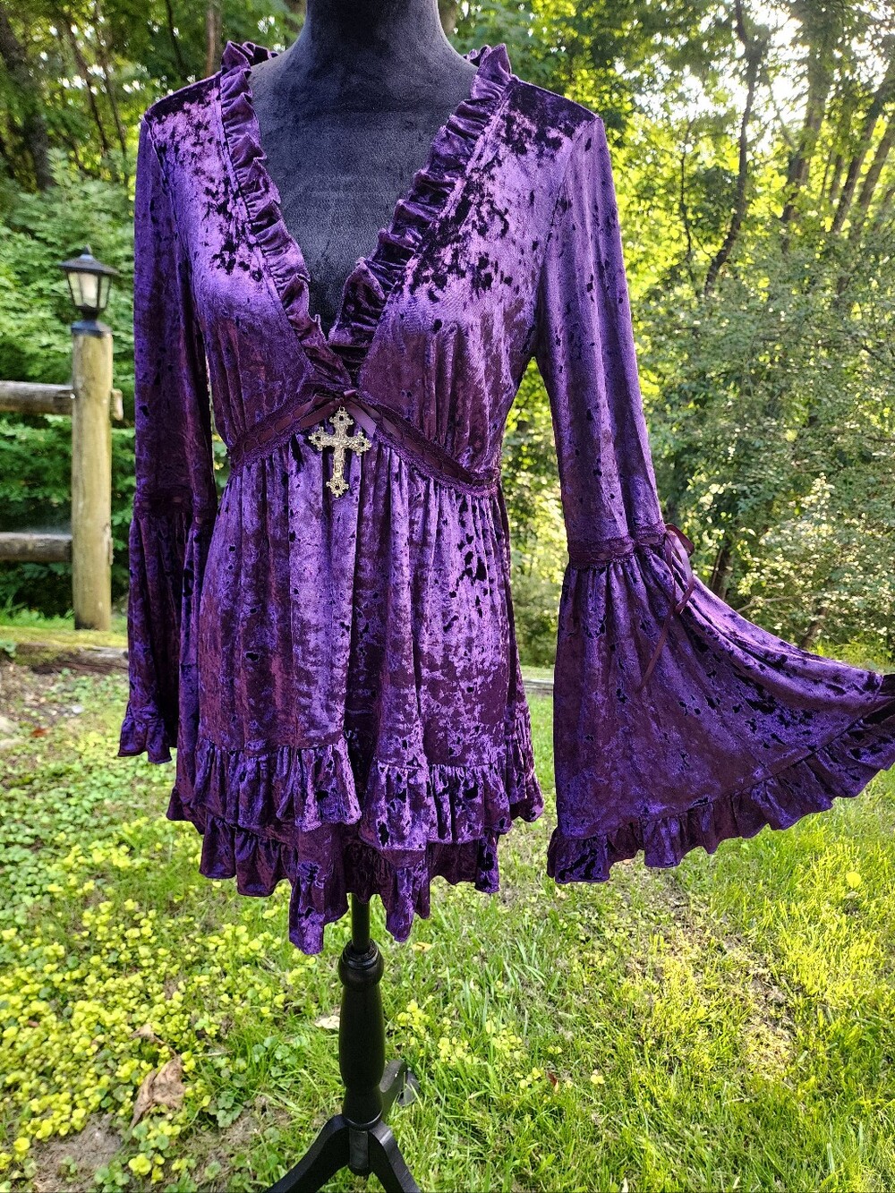 NWT Purple Velvet Angel Sleeve Gothic Vampire Dress